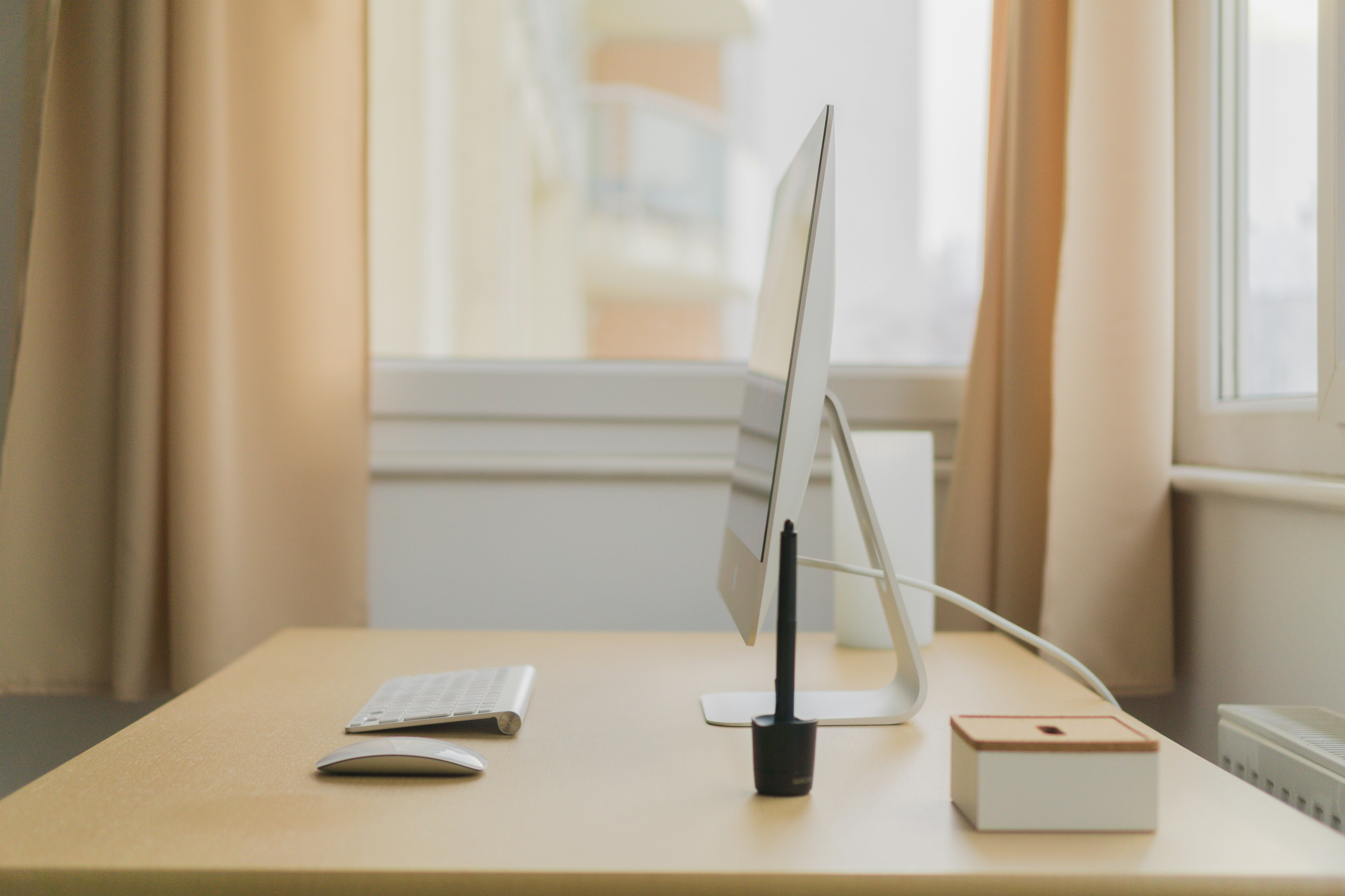 The Psychological Benefits of a Minimalist Workspace